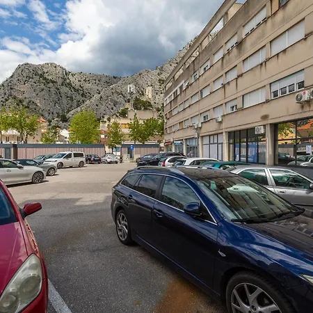 Centar Lägenhet Omiš